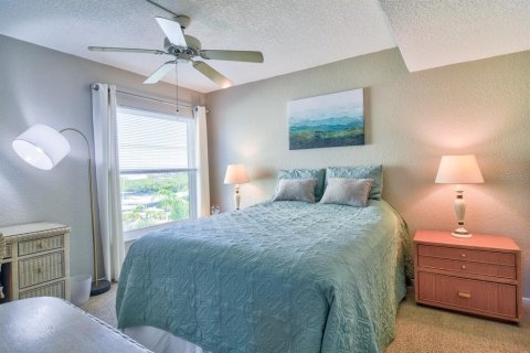 Condo in Clearwater, Florida, 3 bedrooms  № 1908399 - photo 24