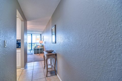 Condo in Clearwater, Florida, 3 bedrooms  № 1908399 - photo 9