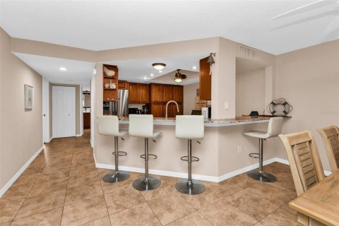 Copropriété à vendre à Sarasota, Floride: 2 chambres, 116.22 m2 № 2223660 - photo 3
