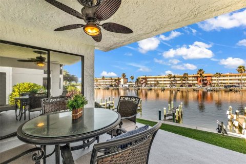 Copropriété à vendre à Sarasota, Floride: 2 chambres, 116.22 m2 № 2223660 - photo 25