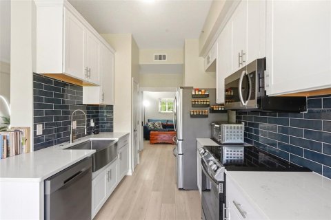 Condo in Celebration, Florida, 1 bedroom  № 2315180 - photo 15