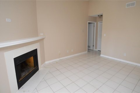 Copropriété à louer à Tampa, Floride: 1 chambre, 76.37 m2 № 2431118 - photo 2