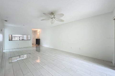 Copropriété à vendre à Orlando, Floride: 2 chambres, 84.91 m2 № 1823251 - photo 18