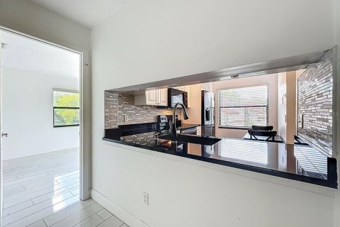 Copropriété à vendre à Orlando, Floride: 2 chambres, 84.91 m2 № 1823251 - photo 12