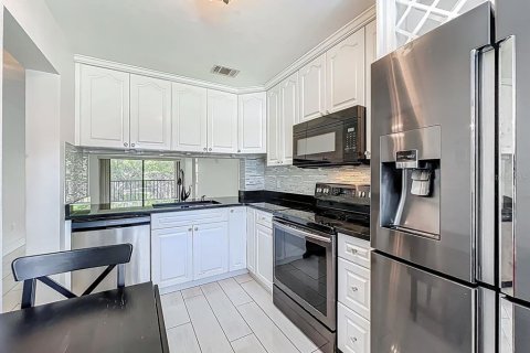 Copropriété à vendre à Orlando, Floride: 2 chambres, 84.91 m2 № 1823251 - photo 10