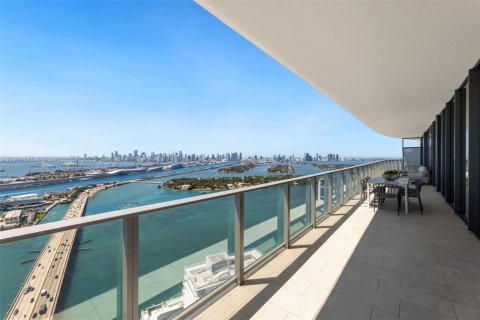 Снять в аренду кондоминиум в Майами-Бич, Флорида 3 спальни, 272.2м2, № 1955108 - фото 25