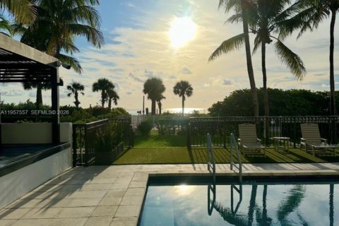 Condo à Miami Beach, Floride, 1 chambre  № 2011588