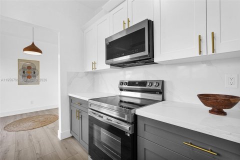 Casa en venta en Davie, Florida, 3 dormitorios № 2010641 - foto 19