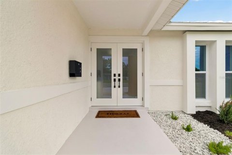 Villa ou maison à vendre à Saint Petersburg, Floride: 3 chambres, 187.11 m2 № 2266309 - photo 3