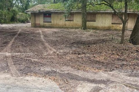 Commercial property in Wildwood, Florida 6 bedrooms, 149.85 sq.m. № 2361299