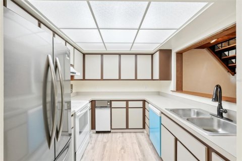 House in Sarasota, Florida 2 bedrooms, 107.77 sq.m. № 1528484 - photo 6