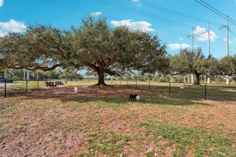 House in Sarasota, Florida 2 bedrooms, 107.77 sq.m. № 1528484 - photo 30