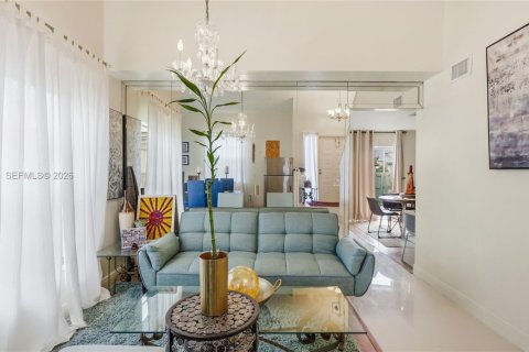 Villa ou maison à vendre à Davie, Floride: 3 chambres, 143.16 m2 № 2083459 - photo 4