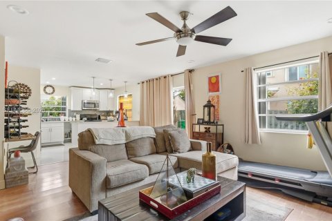 Villa ou maison à vendre à Davie, Floride: 3 chambres, 143.16 m2 № 2083459 - photo 16