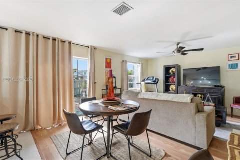 Villa ou maison à vendre à Davie, Floride: 3 chambres, 143.16 m2 № 2083459 - photo 19