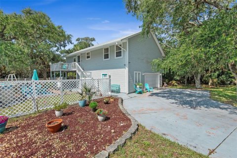 House in Palm Coast, Florida 3 bedrooms, 130.81 sq.m. № 2150651 - photo 5