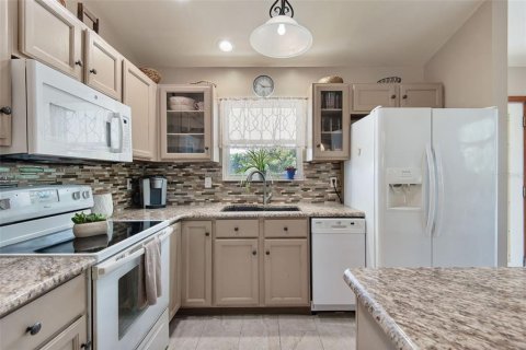 House in Palm Coast, Florida 3 bedrooms, 130.81 sq.m. № 2150651 - photo 16