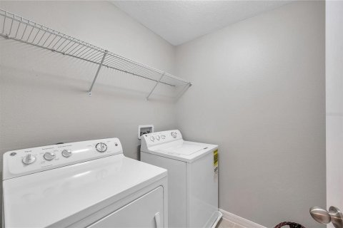 Townhouse in Hudson, Florida 3 bedrooms, 166.02 sq.m. № 1918654 - photo 26