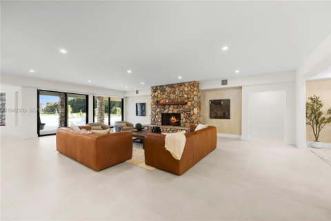 Villa ou maison à vendre à Davie, Floride: 7 chambres, 797.19 m2 № 2152757 - photo 16