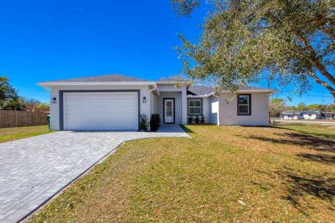 Casa en Okeechobee, Florida 3 dormitorios, 142.51 m2 № 2130264