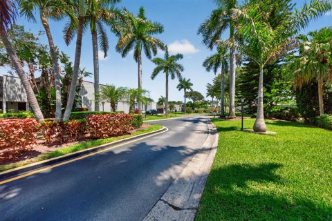 Condo in Boca Raton, Florida, 2 bedrooms  № 2172933 - photo 2