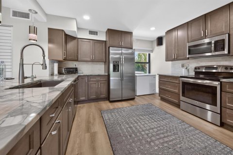 Condo in Boca Raton, Florida, 2 bedrooms  № 2172933 - photo 8