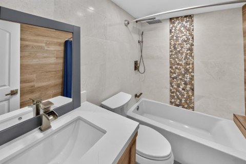 Condo in Boca Raton, Florida, 2 bedrooms  № 2172933 - photo 13