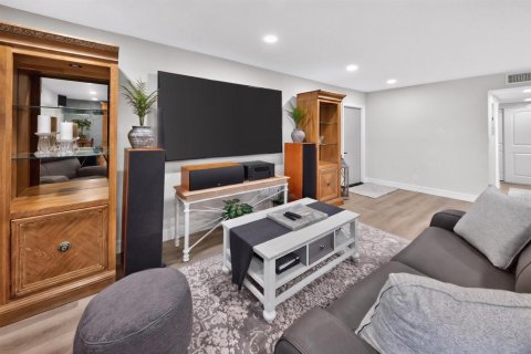 Condo in Boca Raton, Florida, 2 bedrooms  № 2172933 - photo 4