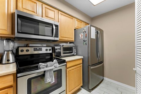 Купить кондоминиум в Палм-Харбор, Флорида 6 комнат, 83.61м2, № 2221760 - фото 18