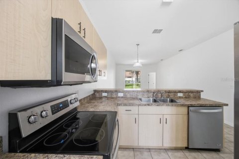 Townhouse in Poinciana, Florida 3 bedrooms, 116.03 sq.m. № 2114888 - photo 26