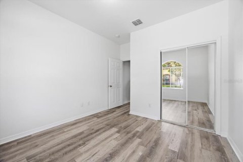 Townhouse in Poinciana, Florida 3 bedrooms, 116.03 sq.m. № 2114888 - photo 19