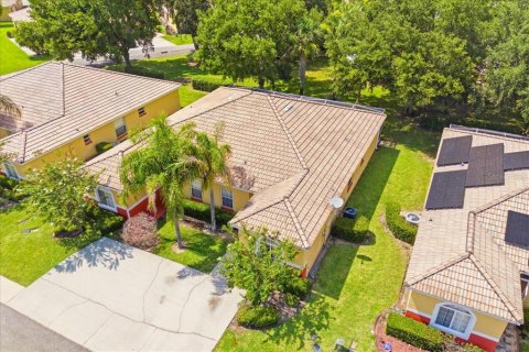 Townhouse in Poinciana, Florida 3 bedrooms, 116.03 sq.m. № 2114888 - photo 3