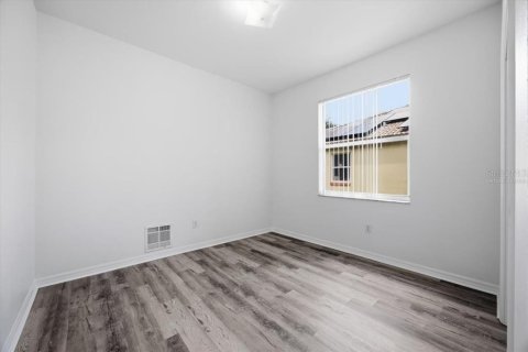 Townhouse in Poinciana, Florida 3 bedrooms, 116.03 sq.m. № 2114888 - photo 21