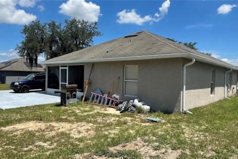 House in Haines City, Florida 4 bedrooms, 207.64 sq.m. № 2304394 - photo 27