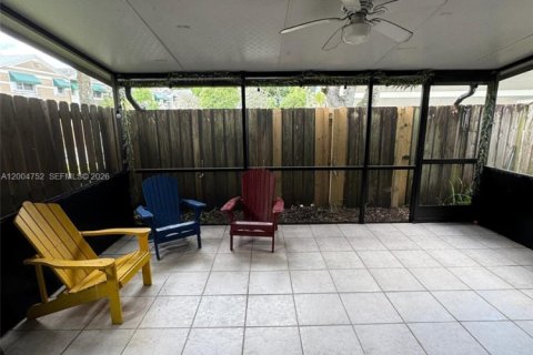 Touwnhouse à vendre à Cooper City, Floride: 3 chambres, 135.54 m2 № 2170546 - photo 13