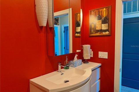 Condo in Tampa, Florida, 2 bedrooms  № 2099515 - photo 21