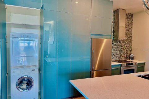 Condo in Tampa, Florida, 2 bedrooms  № 2099515 - photo 4