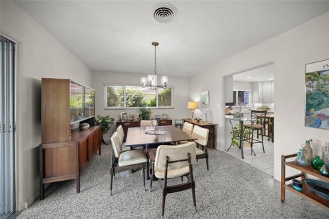 Villa ou maison à vendre à Sarasota, Floride: 4 chambres, 286.51 m2 № 2355111 - photo 11