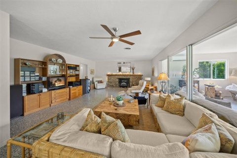 Villa ou maison à vendre à Sarasota, Floride: 4 chambres, 286.51 m2 № 2355111 - photo 16