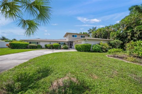 Villa ou maison à vendre à Sarasota, Floride: 4 chambres, 286.51 m2 № 2355111 - photo 5