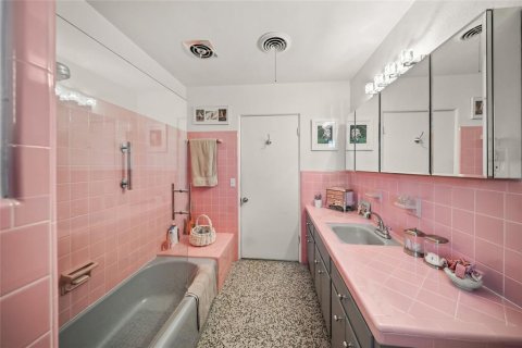 Villa ou maison à vendre à Sarasota, Floride: 4 chambres, 286.51 m2 № 2355111 - photo 23