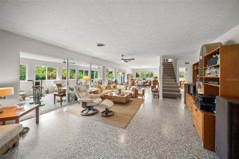 Villa ou maison à vendre à Sarasota, Floride: 4 chambres, 286.51 m2 № 2355111 - photo 13