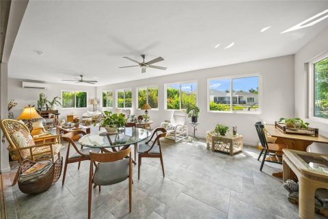 Villa ou maison à vendre à Sarasota, Floride: 4 chambres, 286.51 m2 № 2355111 - photo 17