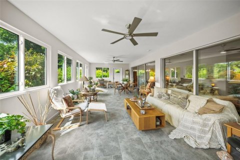 Villa ou maison à vendre à Sarasota, Floride: 4 chambres, 286.51 m2 № 2355111 - photo 19