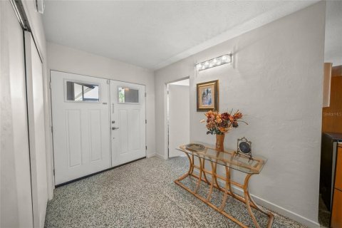 Villa ou maison à vendre à Sarasota, Floride: 4 chambres, 286.51 m2 № 2355111 - photo 6