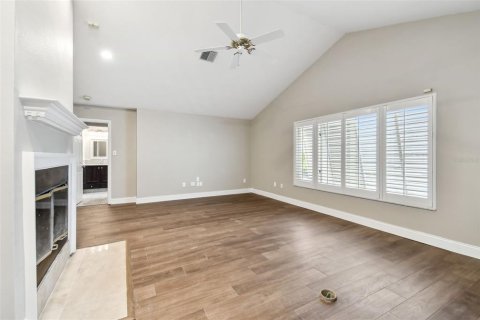 House in Treasure Island, Florida 3 bedrooms, 308.53 sq.m. № 1762062 - photo 17