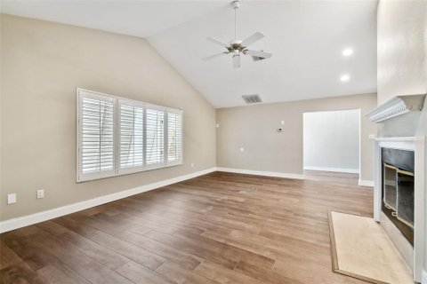 House in Treasure Island, Florida 3 bedrooms, 308.53 sq.m. № 1762062 - photo 21