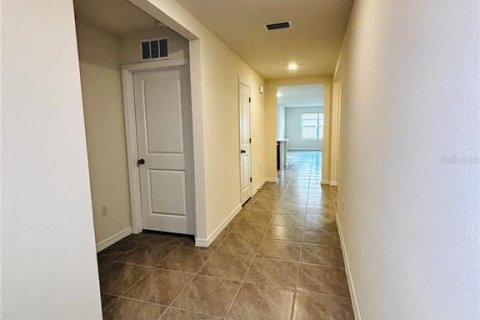 Casa en alquiler en Newberry, Florida, 4 dormitorios № 2218435 - foto 2