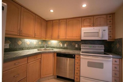 Copropriété à louer à West Palm Beach, Floride: 2 chambres, 84.17 m2 № 1224655 - photo 1