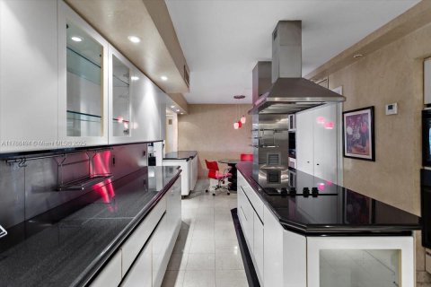 Condominio en venta en Hollywood, Florida, 3 dormitorios, 220.64 m2 № 1704829 - foto 11